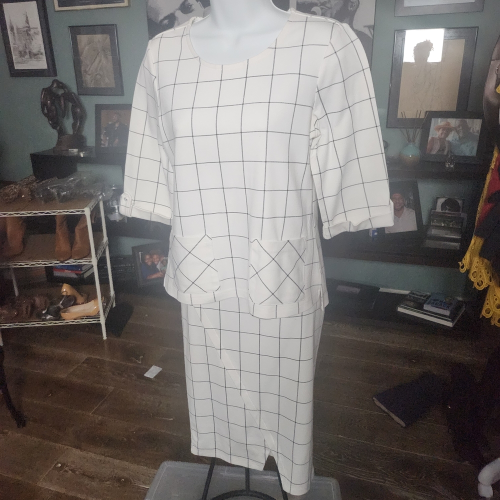 Windowpane Peplum Skirt Set in White
